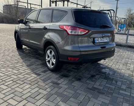 Сірий Форд Ескейп, об'ємом двигуна 2.49 л та пробігом 239 тис. км за 8999 $, фото 2 на Automoto.ua