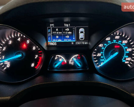 Сірий Форд Ескейп, об'ємом двигуна 1.6 л та пробігом 230 тис. км за 11700 $, фото 11 на Automoto.ua