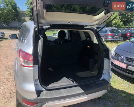 Сірий Форд Ескейп, об'ємом двигуна 2 л та пробігом 220 тис. км за 10600 $, фото 26 на Automoto.ua