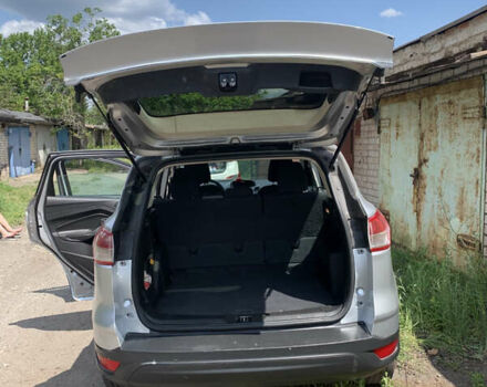 Серый Форд Эскейп, объемом двигателя 2.49 л и пробегом 240 тыс. км за 10200 $, фото 8 на Automoto.ua