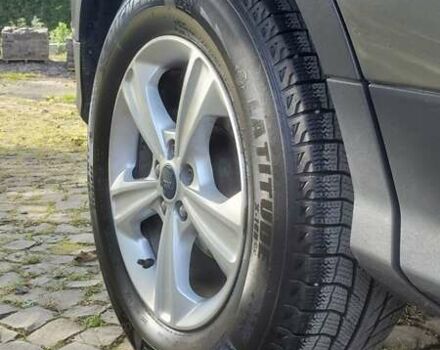 Серый Форд Эскейп, объемом двигателя 1.6 л и пробегом 235 тыс. км за 12300 $, фото 17 на Automoto.ua