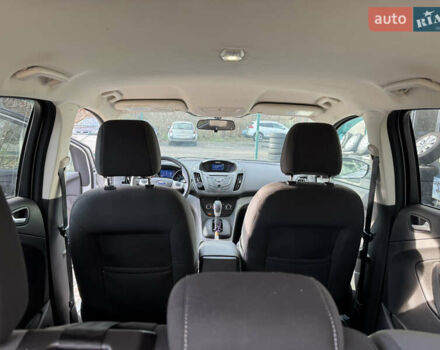 Серый Форд Эскейп, объемом двигателя 1.6 л и пробегом 124 тыс. км за 8900 $, фото 27 на Automoto.ua