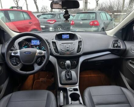 Серый Форд Эскейп, объемом двигателя 2.5 л и пробегом 184 тыс. км за 10950 $, фото 7 на Automoto.ua