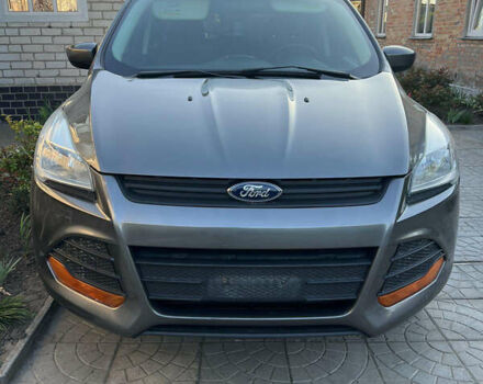 Серый Форд Эскейп, объемом двигателя 2.5 л и пробегом 184 тыс. км за 11800 $, фото 2 на Automoto.ua