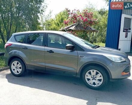 Серый Форд Эскейп, объемом двигателя 2.5 л и пробегом 223 тыс. км за 10400 $, фото 1 на Automoto.ua