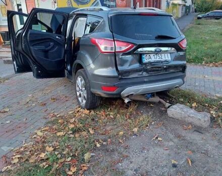 Форд Ескейп 2014 у Черкасах на Automoto.ua Сірий Форд Ескейп, об'ємом двигуна 1.6 л та пробігом 212 тис. км за 5000 $, фото 5 на Automoto.ua