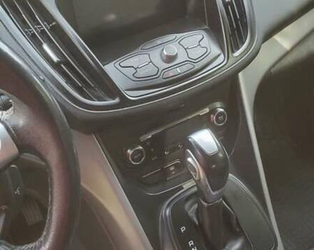 Серый Форд Эскейп, объемом двигателя 1.6 л и пробегом 235 тыс. км за 12300 $, фото 11 на Automoto.ua