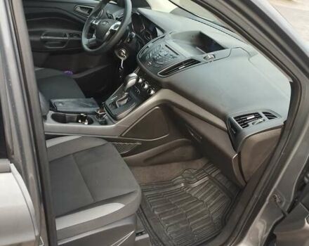 Серый Форд Эскейп, объемом двигателя 2.5 л и пробегом 206 тыс. км за 12900 $, фото 4 на Automoto.ua