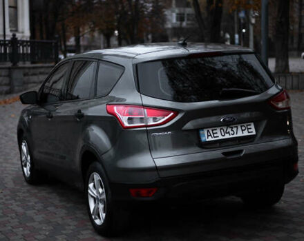 Серый Форд Эскейп, объемом двигателя 2.49 л и пробегом 208 тыс. км за 8499 $, фото 4 на Automoto.ua