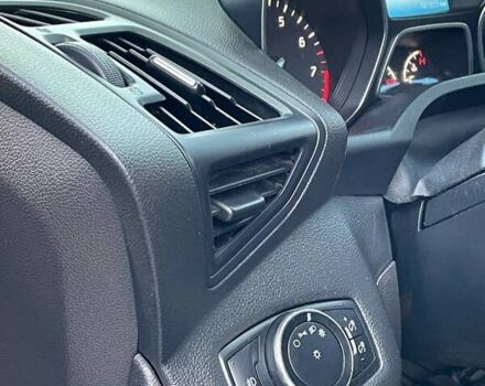 Серый Форд Эскейп, объемом двигателя 1.6 л и пробегом 181 тыс. км за 9500 $, фото 7 на Automoto.ua