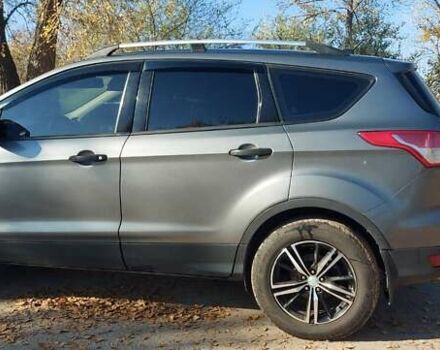 Серый Форд Эскейп, объемом двигателя 2.5 л и пробегом 250 тыс. км за 10900 $, фото 9 на Automoto.ua