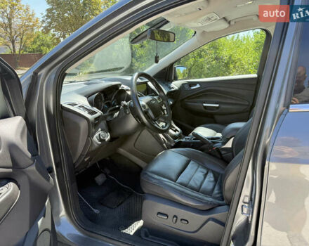 Серый Форд Эскейп, объемом двигателя 2 л и пробегом 133 тыс. км за 13800 $, фото 7 на Automoto.ua
