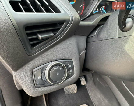 Серый Форд Эскейп, объемом двигателя 1.6 л и пробегом 124 тыс. км за 8900 $, фото 18 на Automoto.ua