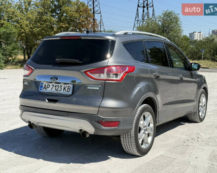 Серый Форд Эскейп, объемом двигателя 2 л и пробегом 133 тыс. км за 13800 $, фото 3 на Automoto.ua