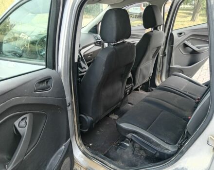 Сірий Форд Ескейп, об'ємом двигуна 0 л та пробігом 300 тис. км за 6900 $, фото 7 на Automoto.ua