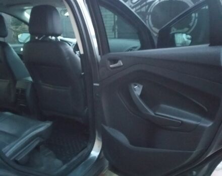 Серый Форд Эскейп, объемом двигателя 1.6 л и пробегом 225 тыс. км за 9200 $, фото 10 на Automoto.ua