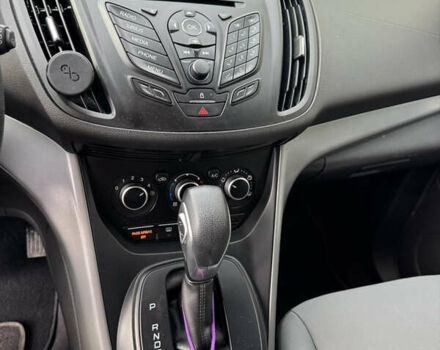 Серый Форд Эскейп, объемом двигателя 1.6 л и пробегом 124 тыс. км за 8900 $, фото 20 на Automoto.ua