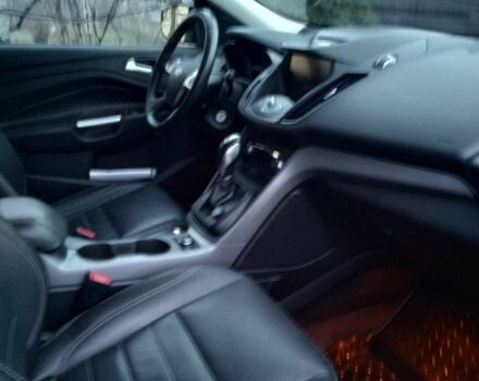 Серый Форд Эскейп, объемом двигателя 1.6 л и пробегом 225 тыс. км за 9200 $, фото 14 на Automoto.ua