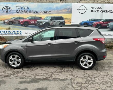 Серый Форд Эскейп, объемом двигателя 1.6 л и пробегом 252 тыс. км за 10500 $, фото 2 на Automoto.ua