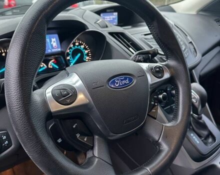 Серый Форд Эскейп, объемом двигателя 2.5 л и пробегом 184 тыс. км за 10950 $, фото 6 на Automoto.ua