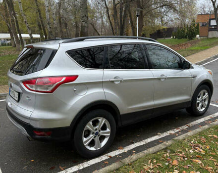 Серый Форд Эскейп, объемом двигателя 2 л и пробегом 174 тыс. км за 11000 $, фото 1 на Automoto.ua