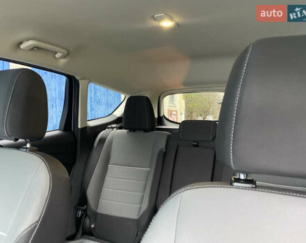 Серый Форд Эскейп, объемом двигателя 1.6 л и пробегом 125 тыс. км за 9999 $, фото 19 на Automoto.ua