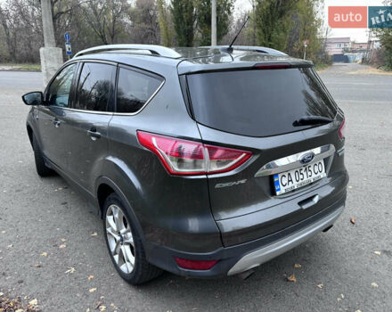 Серый Форд Эскейп, объемом двигателя 1.6 л и пробегом 208 тыс. км за 10950 $, фото 5 на Automoto.ua