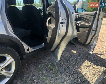 Сірий Форд Ескейп, об'ємом двигуна 2 л та пробігом 220 тис. км за 10600 $, фото 19 на Automoto.ua