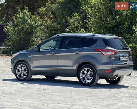 Серый Форд Эскейп, объемом двигателя 2 л и пробегом 133 тыс. км за 13800 $, фото 2 на Automoto.ua