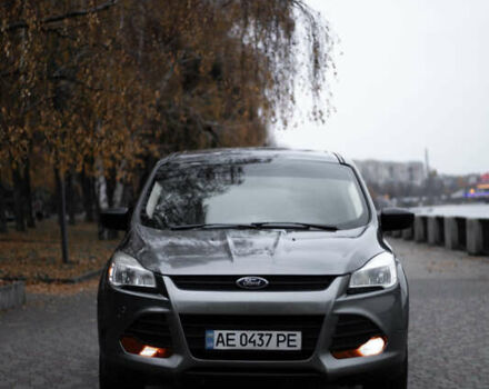 Серый Форд Эскейп, объемом двигателя 2.49 л и пробегом 208 тыс. км за 8499 $, фото 2 на Automoto.ua