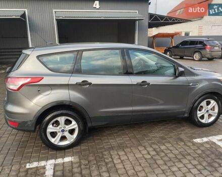 Серый Форд Эскейп, объемом двигателя 2.5 л и пробегом 206 тыс. км за 12900 $, фото 3 на Automoto.ua