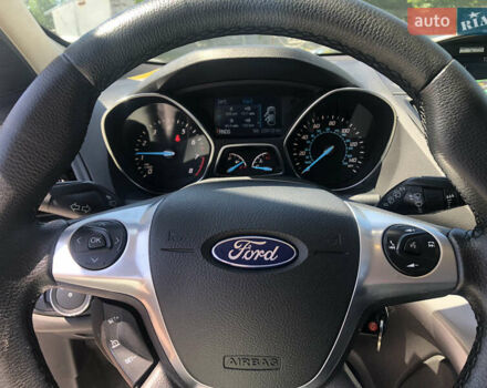 Сірий Форд Ескейп, об'ємом двигуна 2 л та пробігом 220 тис. км за 10600 $, фото 22 на Automoto.ua