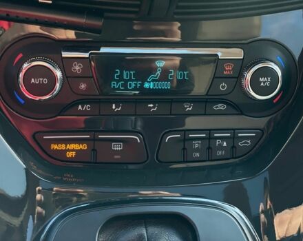 Серый Форд Эскейп, объемом двигателя 2 л и пробегом 134 тыс. км за 15500 $, фото 11 на Automoto.ua