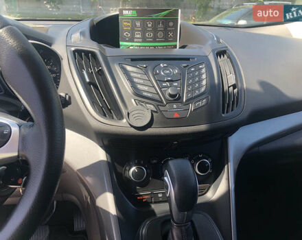 Сірий Форд Ескейп, об'ємом двигуна 2 л та пробігом 220 тис. км за 10600 $, фото 27 на Automoto.ua