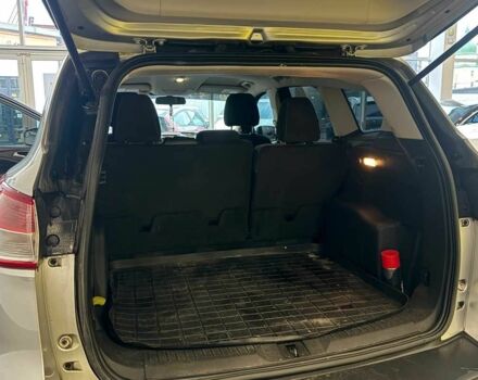 Серый Форд Эскейп, объемом двигателя 1.6 л и пробегом 230 тыс. км за 11700 $, фото 21 на Automoto.ua