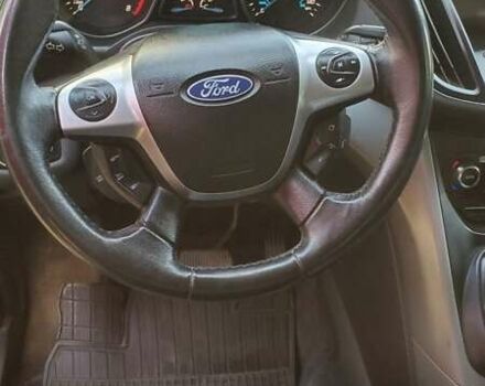 Серый Форд Эскейп, объемом двигателя 1.6 л и пробегом 235 тыс. км за 12300 $, фото 13 на Automoto.ua