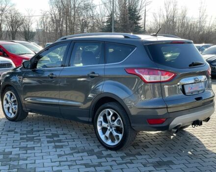 Серый Форд Эскейп, объемом двигателя 2 л и пробегом 134 тыс. км за 15500 $, фото 4 на Automoto.ua
