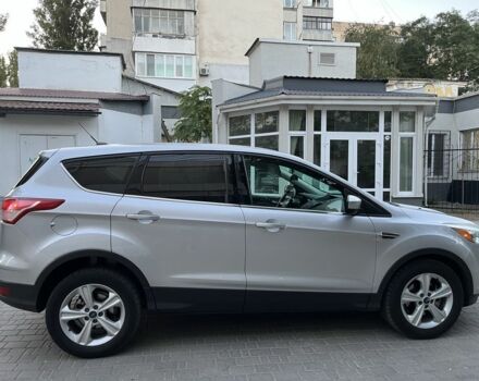 Серый Форд Эскейп, объемом двигателя 1.6 л и пробегом 202 тыс. км за 8880 $, фото 5 на Automoto.ua