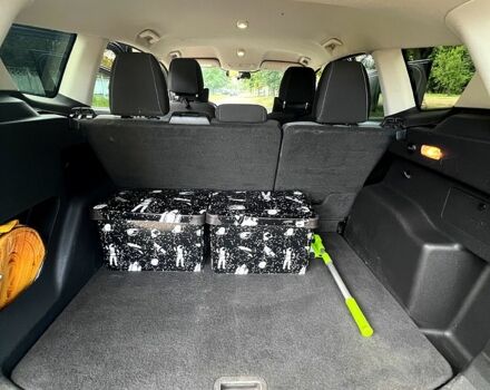 Серый Форд Эскейп, объемом двигателя 1.6 л и пробегом 208 тыс. км за 11000 $, фото 7 на Automoto.ua