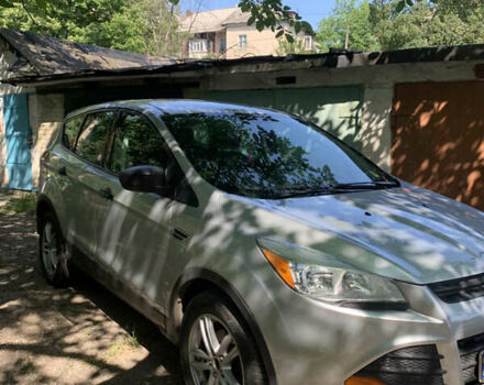 Серый Форд Эскейп, объемом двигателя 2.49 л и пробегом 240 тыс. км за 10200 $, фото 1 на Automoto.ua