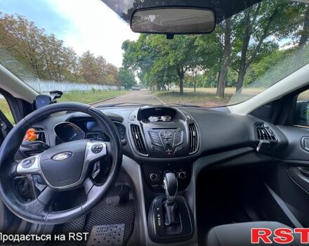 Серый Форд Эскейп, объемом двигателя 1.6 л и пробегом 208 тыс. км за 11000 $, фото 6 на Automoto.ua