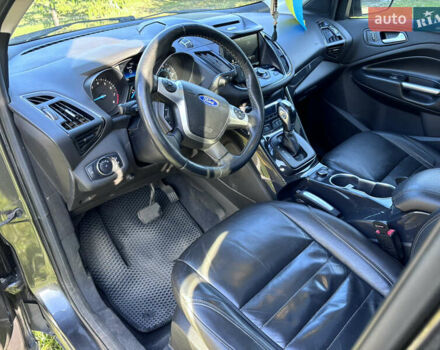 Серый Форд Эскейп, объемом двигателя 1.6 л и пробегом 208 тыс. км за 10950 $, фото 11 на Automoto.ua