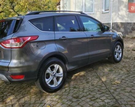 Серый Форд Эскейп, объемом двигателя 1.6 л и пробегом 235 тыс. км за 12300 $, фото 3 на Automoto.ua