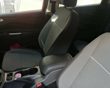 Серый Форд Эскейп, объемом двигателя 1.6 л и пробегом 154 тыс. км за 9200 $, фото 11 на Automoto.ua