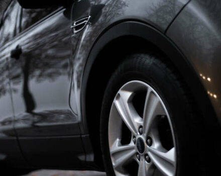 Серый Форд Эскейп, объемом двигателя 2.49 л и пробегом 208 тыс. км за 8499 $, фото 10 на Automoto.ua