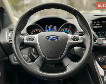 Серый Форд Эскейп, объемом двигателя 2 л и пробегом 124 тыс. км за 13500 $, фото 9 на Automoto.ua