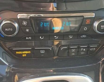 Серый Форд Эскейп, объемом двигателя 2 л и пробегом 129 тыс. км за 13299 $, фото 13 на Automoto.ua