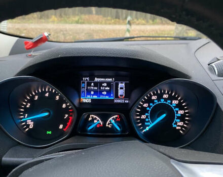 Серый Форд Эскейп, объемом двигателя 2 л и пробегом 309 тыс. км за 11000 $, фото 20 на Automoto.ua