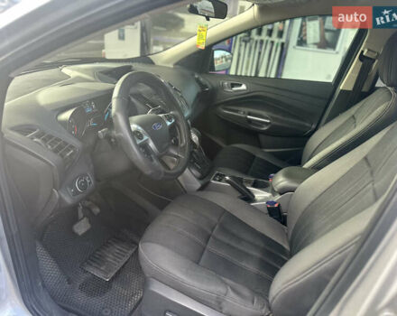 Сірий Форд Ескейп, об'ємом двигуна 2 л та пробігом 190 тис. км за 9800 $, фото 11 на Automoto.ua
