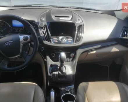 Серый Форд Эскейп, объемом двигателя 2 л и пробегом 130 тыс. км за 15500 $, фото 13 на Automoto.ua